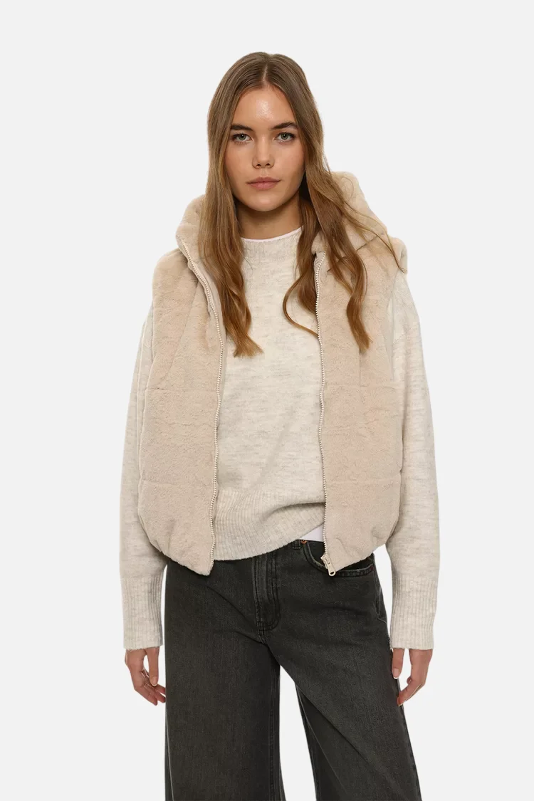 Faux fur gilet - Imagem 5