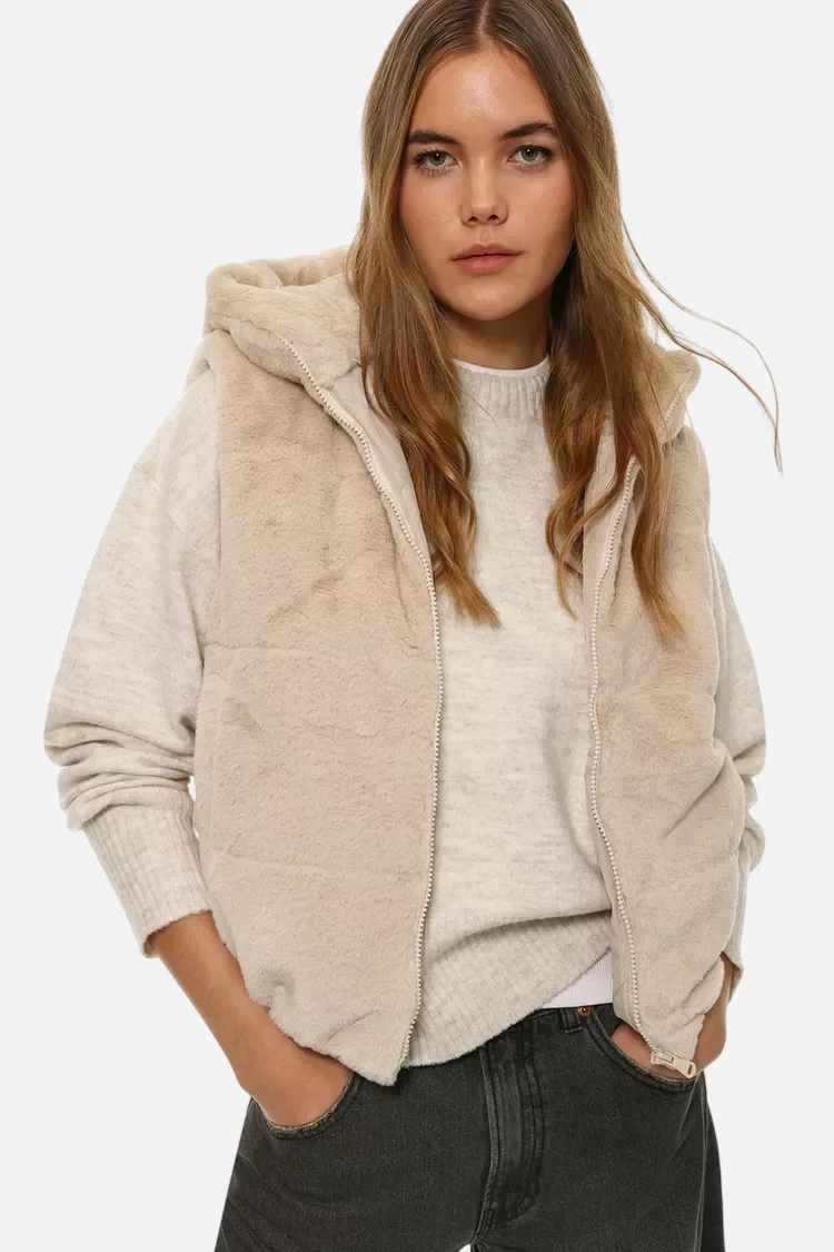 Faux fur gilet - Imagem 8